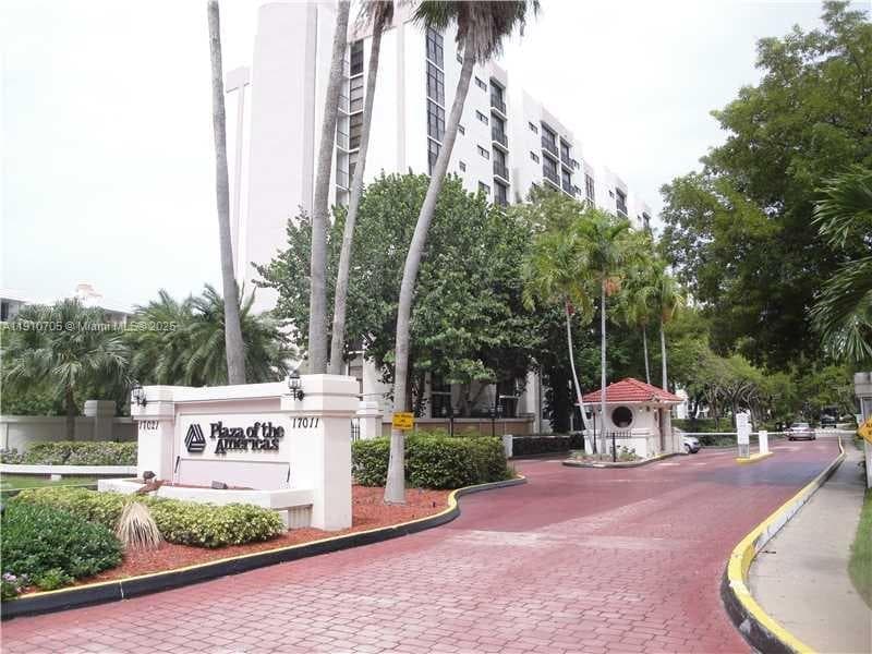 Plaza Of Americas Condo · #104 in Sunny Isles Beach - Photo 1