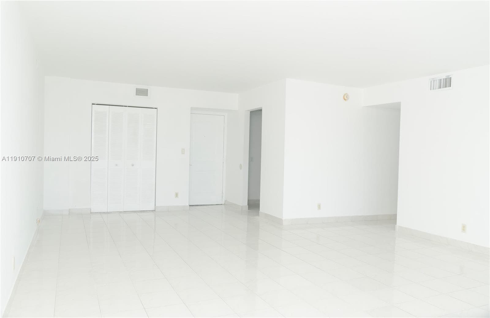 ARLEN HOUSE EAST CONDO · #1028 in Sunny Isles Beach - Photo 4