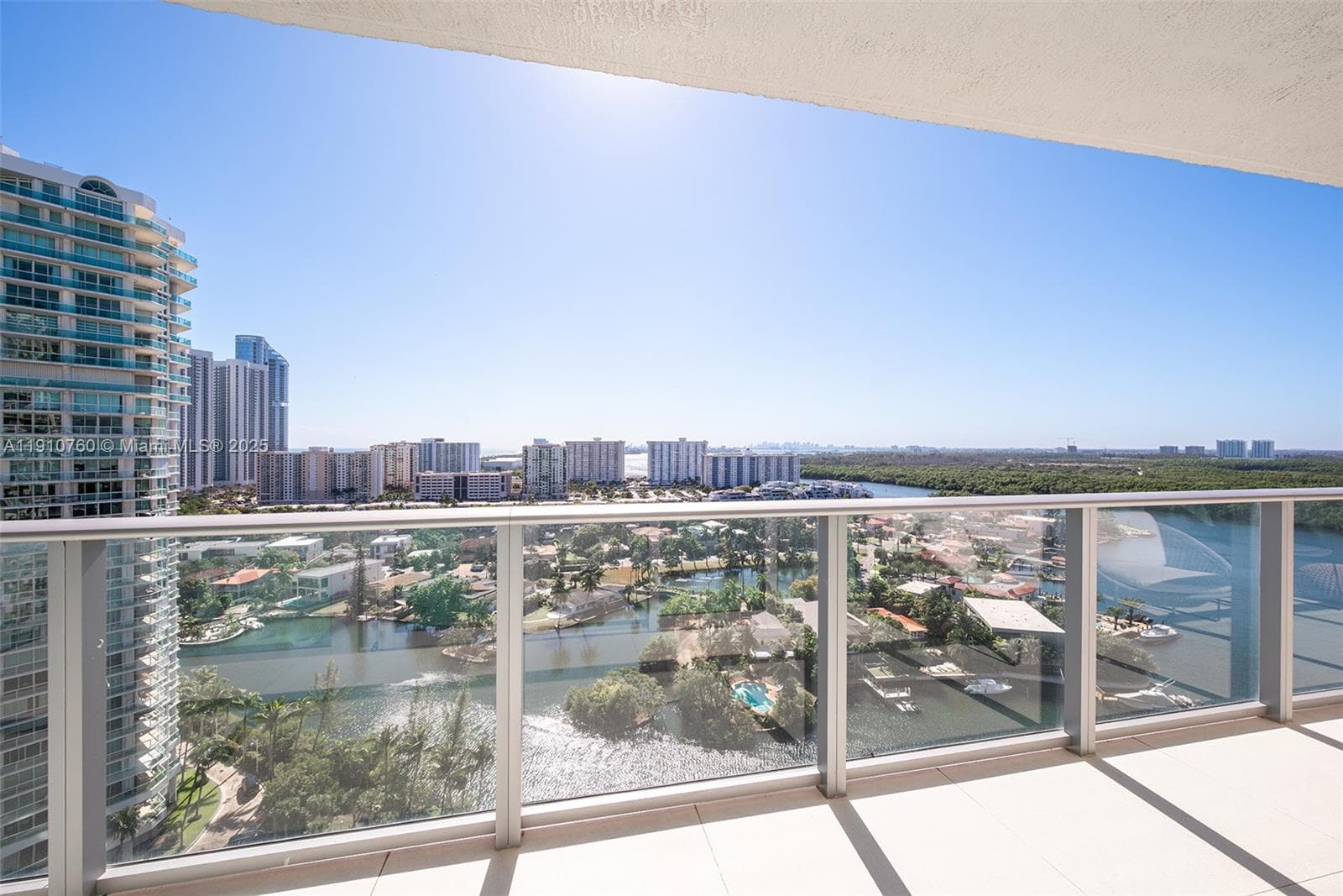 Parque Towers · #5-1908 in Sunny Isles Beach - Photo 3