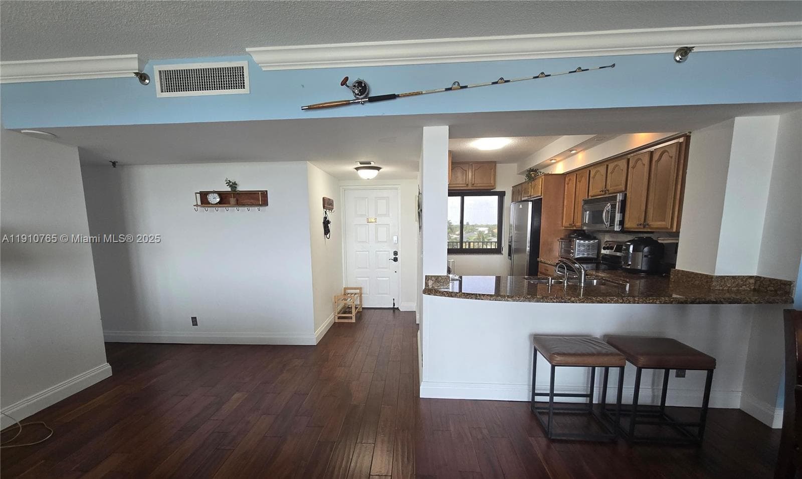 EVERGLADES CLUB CONDO · #606 in Fort Lauderdale - Photo 10