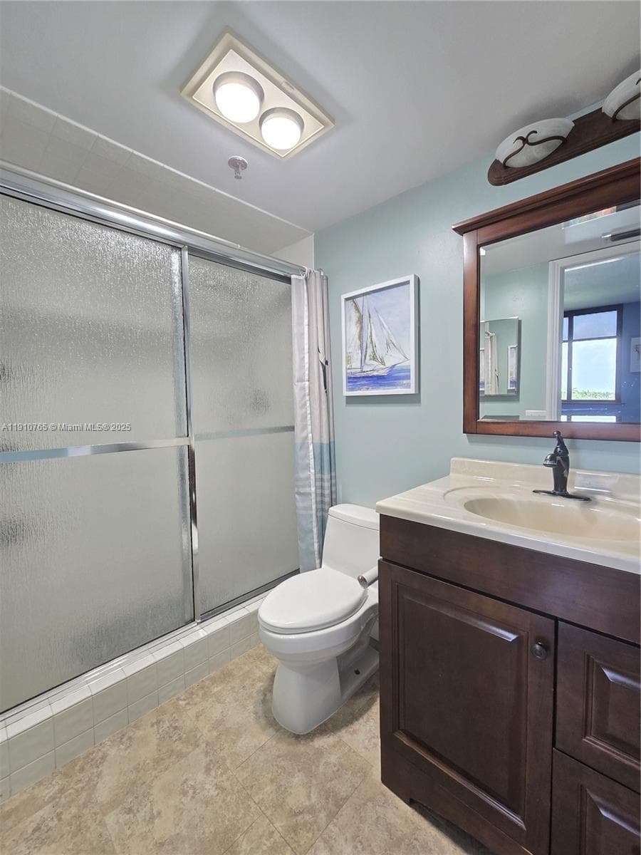 EVERGLADES CLUB CONDO · #606 in Fort Lauderdale - Photo 14
