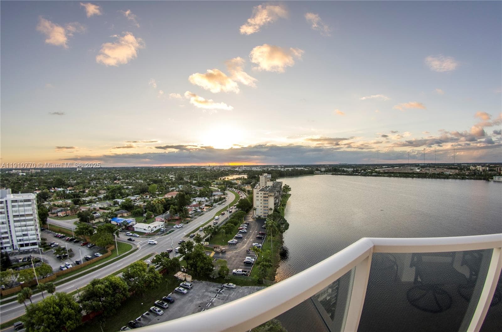 BUCKLEY TOWERS CONDO · #1726W in Miami - Photo 38