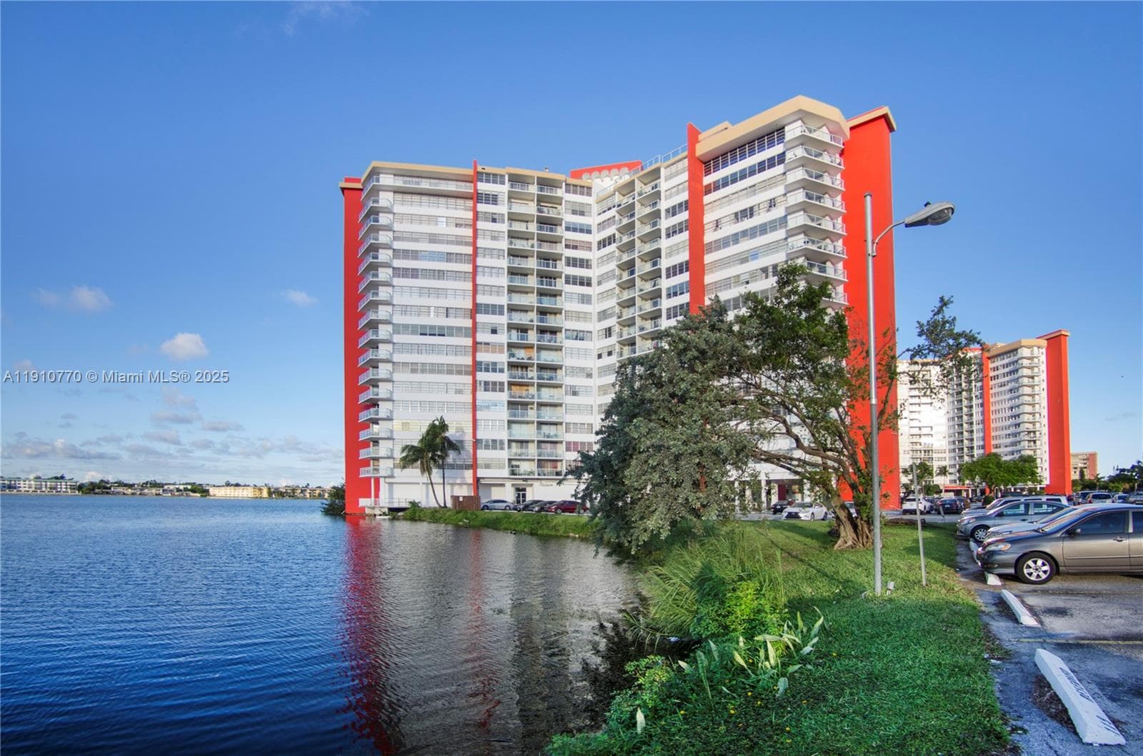 BUCKLEY TOWERS CONDO · #1726W in Miami - Photo 48
