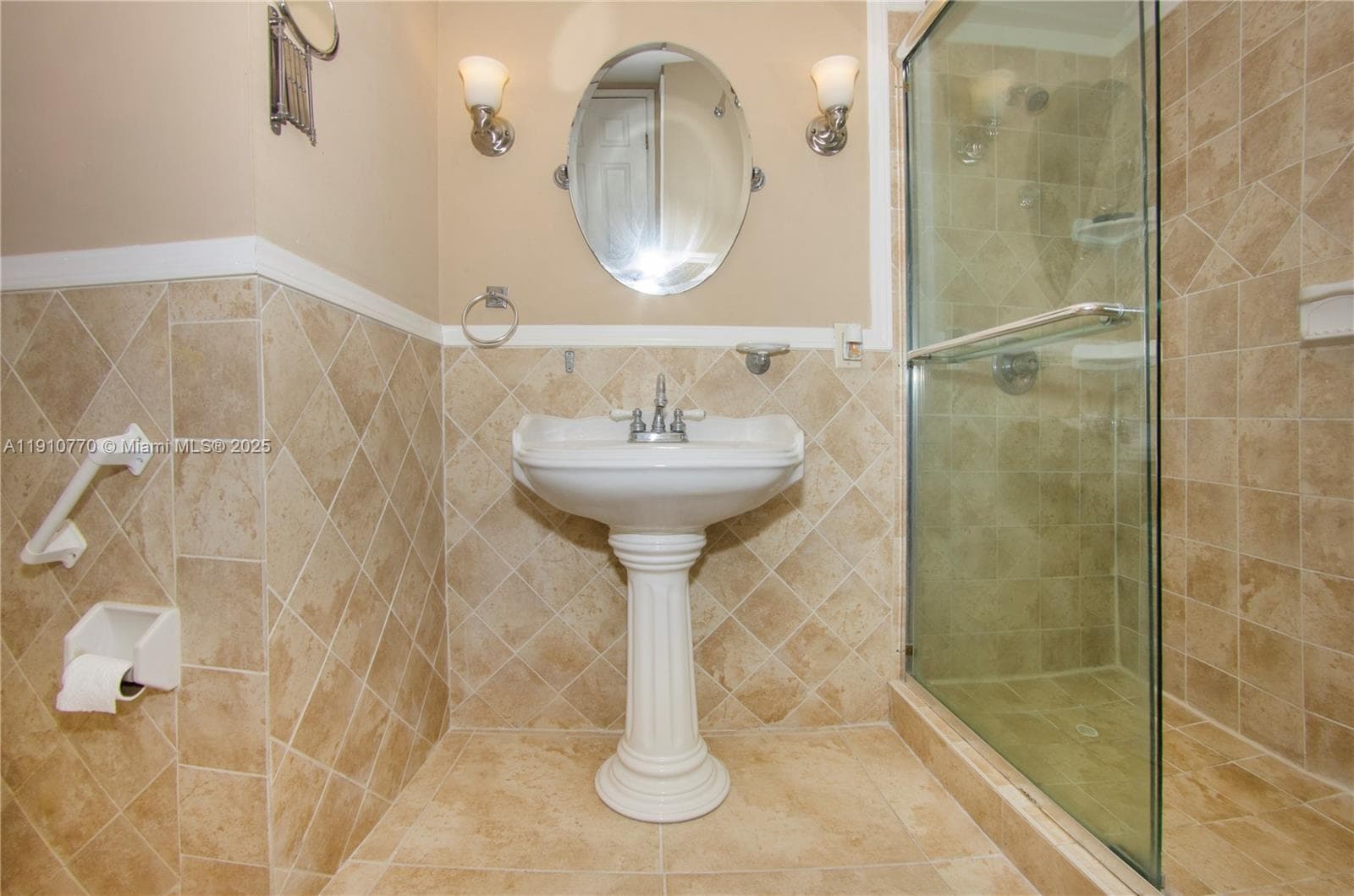 BUCKLEY TOWERS CONDO · #1726W in Miami - Photo 31