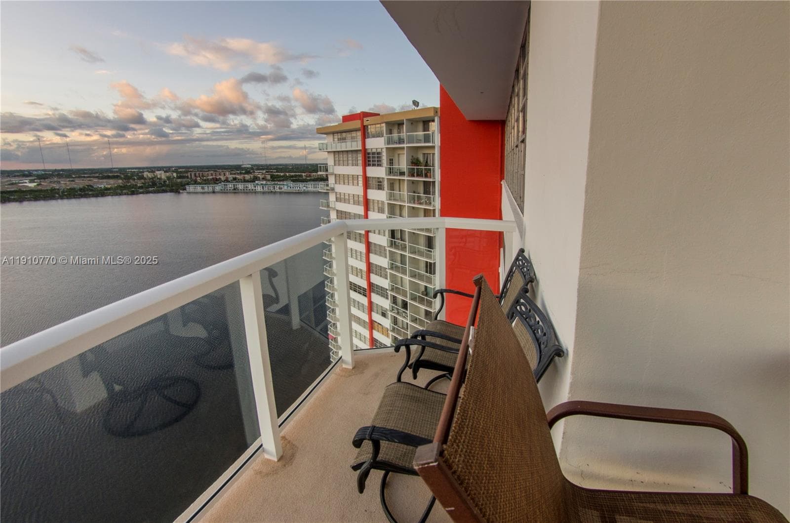 BUCKLEY TOWERS CONDO · #1726W in Miami - Photo 39