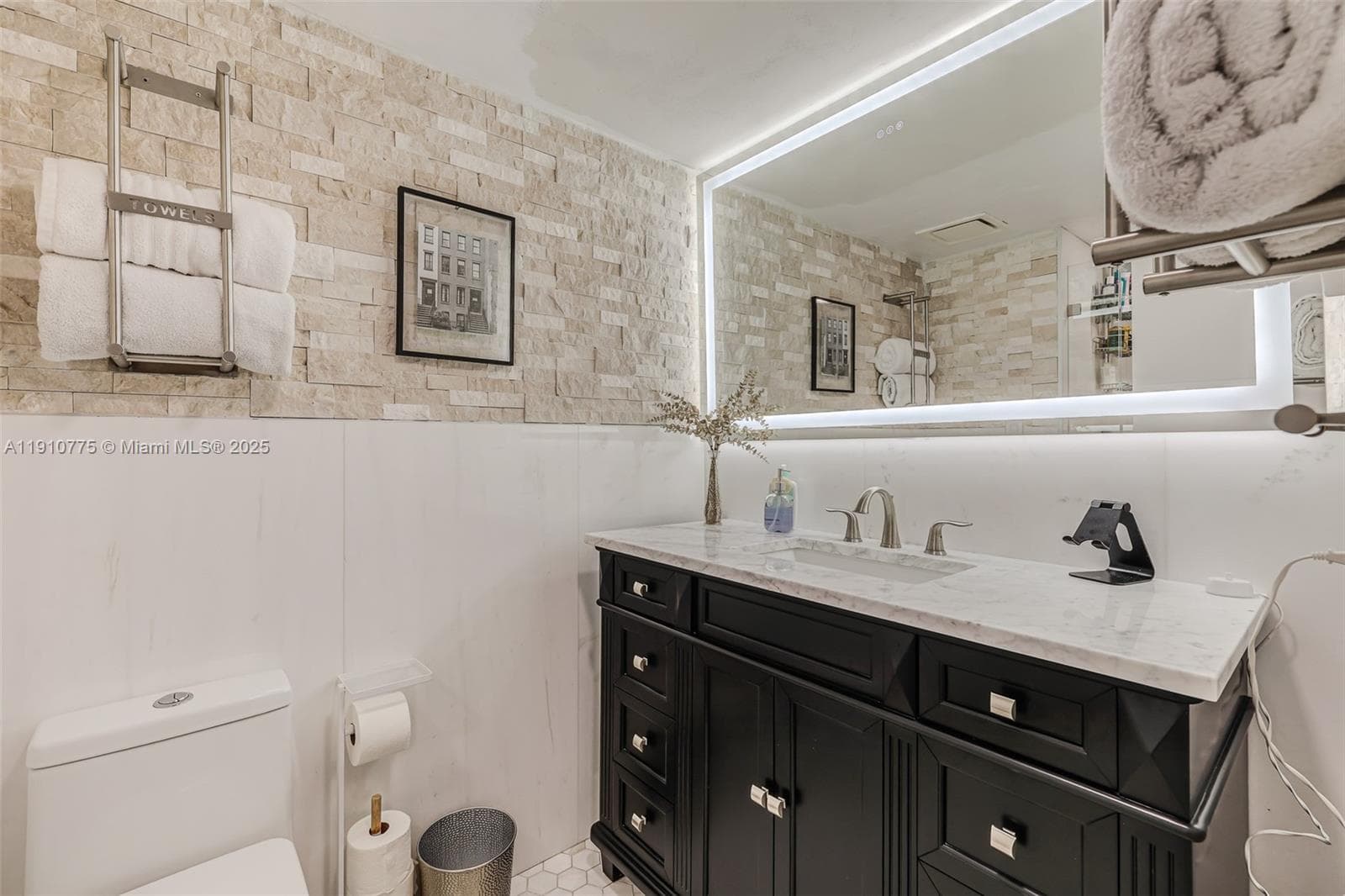 CASA DEL REY CONDO · #203D in North Bay Village - Photo 23