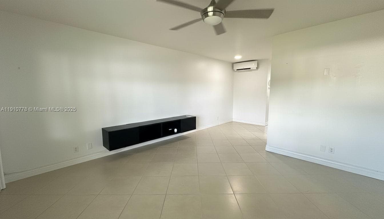 MONTCLAIR GARDENS CONDO · #A30 in Fort Lauderdale - Photo 6