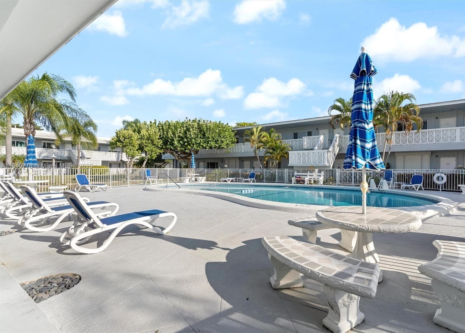 MONTCLAIR GARDENS CONDO · #A30 in Fort Lauderdale - Photo 13