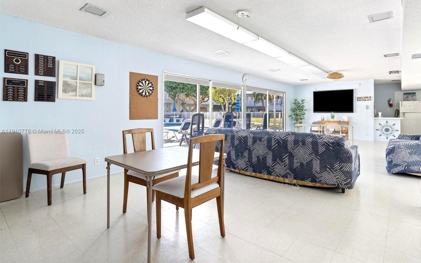 MONTCLAIR GARDENS CONDO · #A30 in Fort Lauderdale - Photo 16