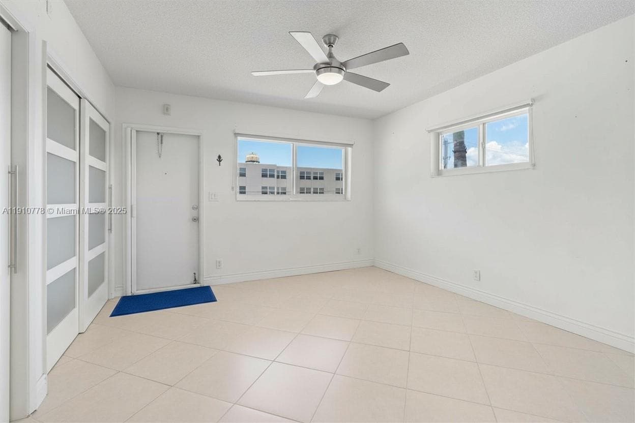 MONTCLAIR GARDENS CONDO · #A30 in Fort Lauderdale - Photo 10