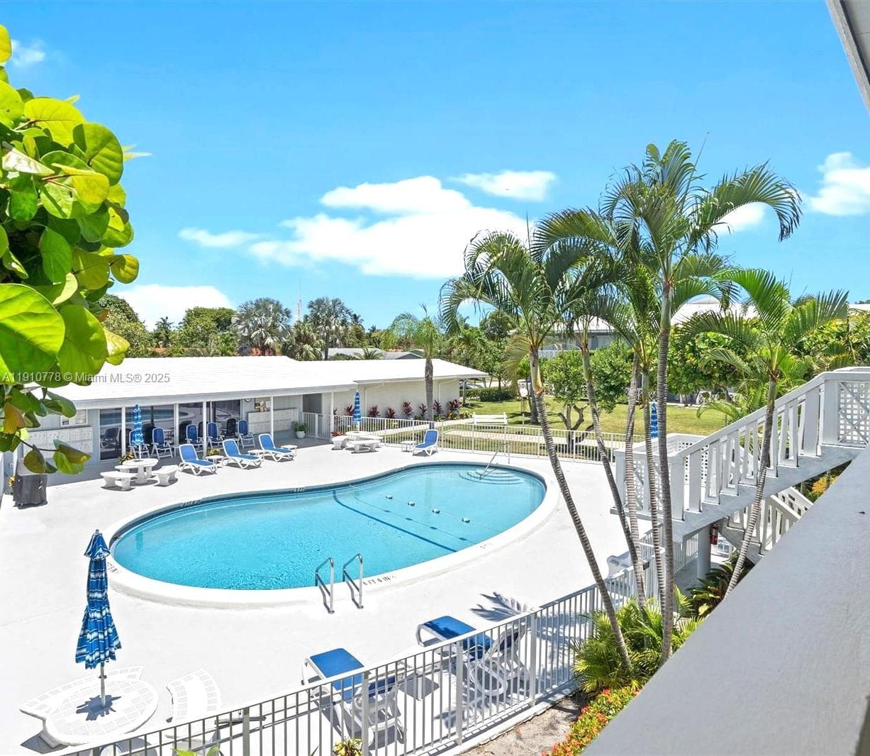 MONTCLAIR GARDENS CONDO · #A30 in Fort Lauderdale - Photo 14