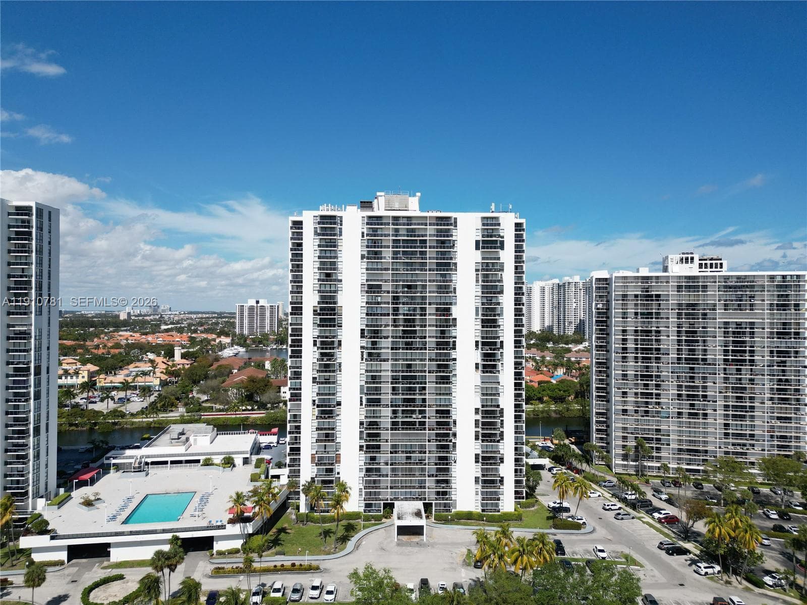 EL DORADO · #1906 in Aventura - Photo 44