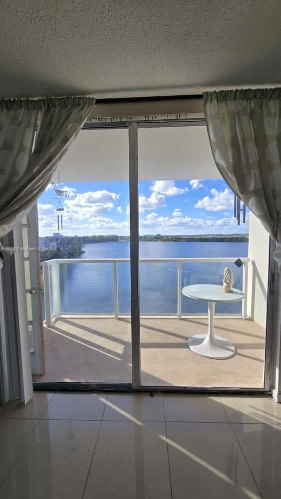 BUCKLEY TOWERS CONDO · #824W in Miami - Photo 6