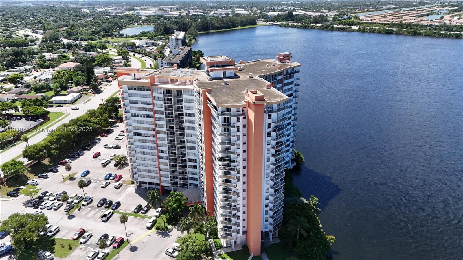 BUCKLEY TOWERS CONDO · #824W in Miami - Photo 34