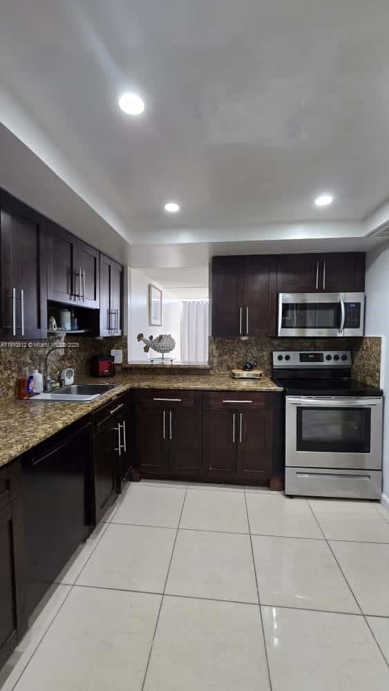 BUCKLEY TOWERS CONDO · #824W in Miami - Photo 11
