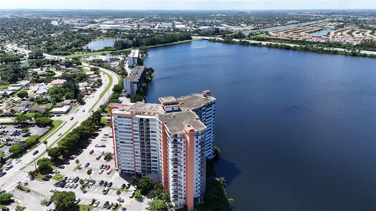 BUCKLEY TOWERS CONDO · #824W in Miami - Photo 35