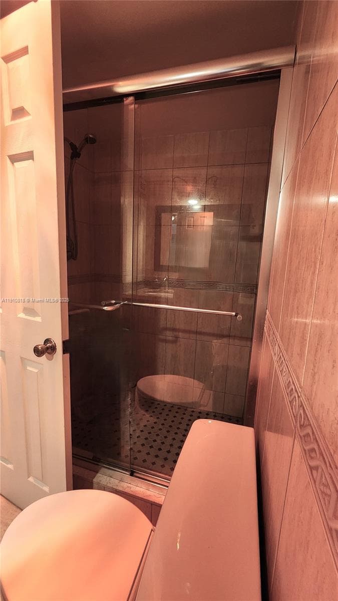 IMPERIAL TOWERS CONDO · #209 in Hallandale Beach - Photo 13