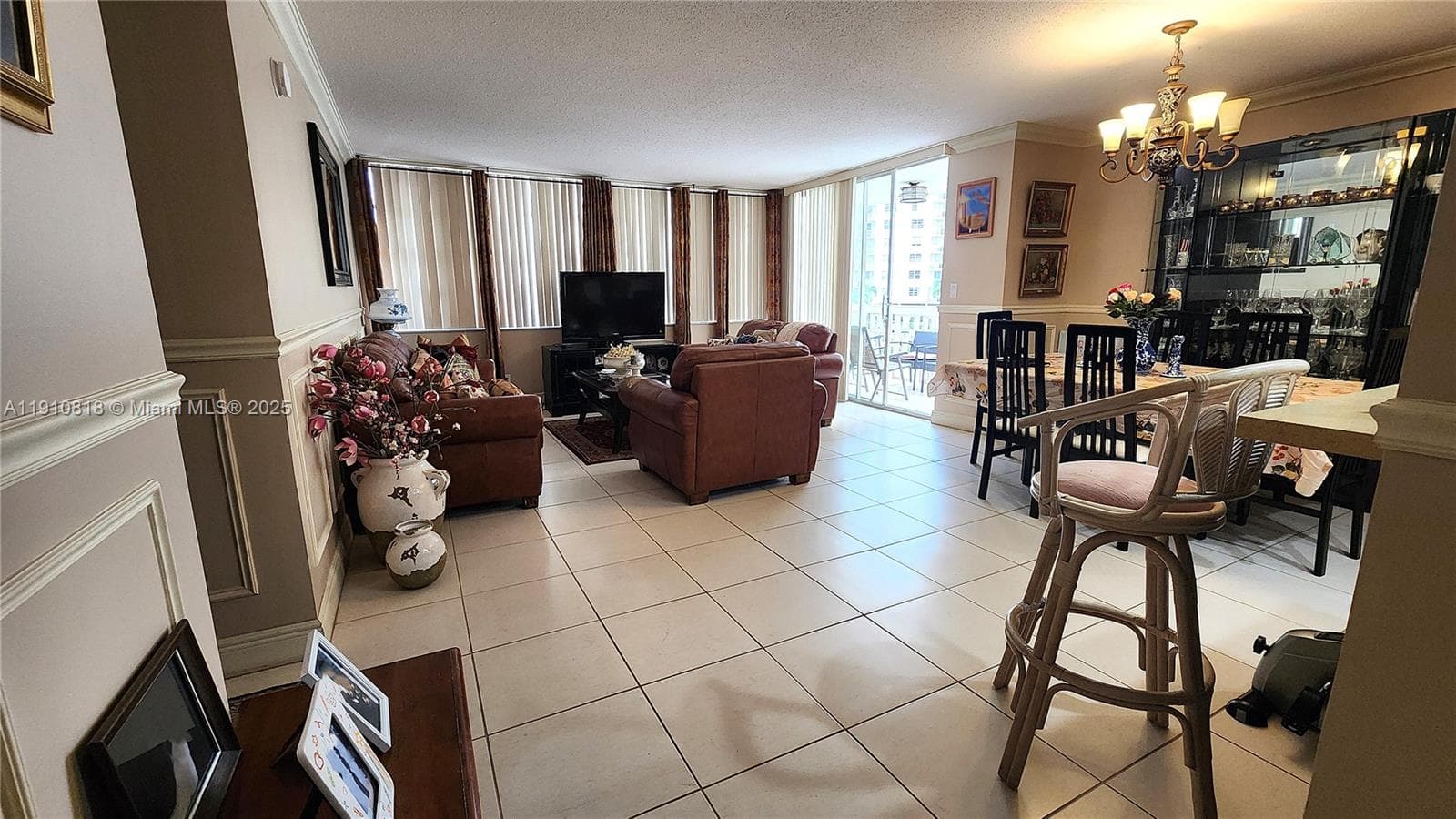 IMPERIAL TOWERS CONDO · #209 in Hallandale Beach - Photo 3