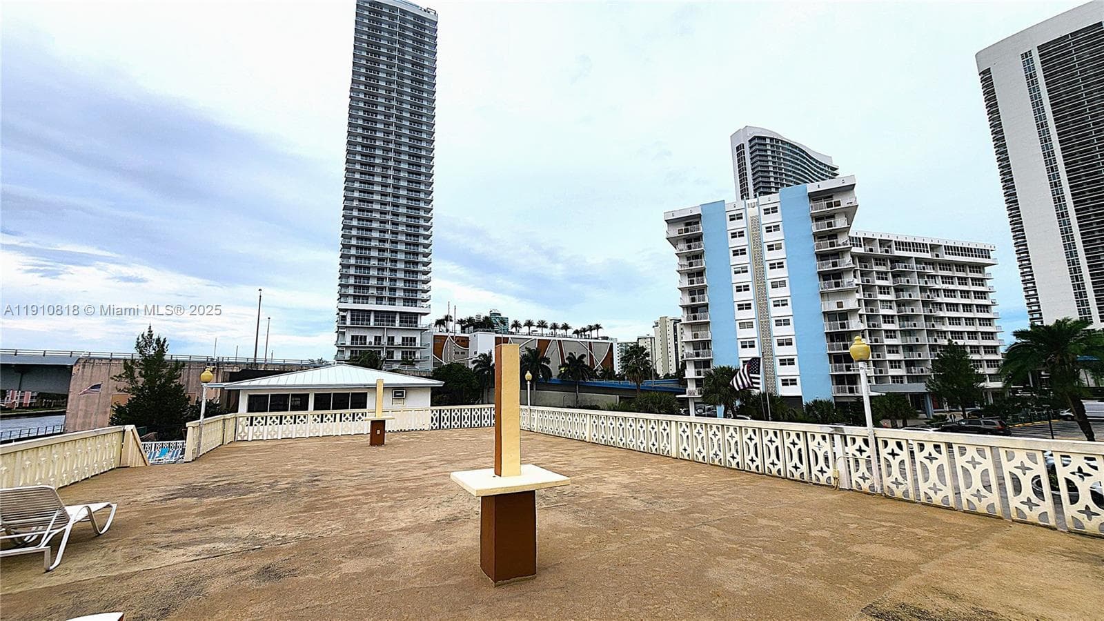 IMPERIAL TOWERS CONDO · #209 in Hallandale Beach - Photo 38