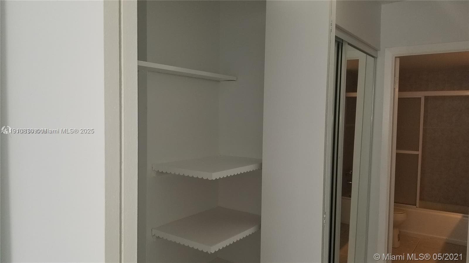 COMMODORE PLAZA CONDO · #608 in Aventura - Photo 12