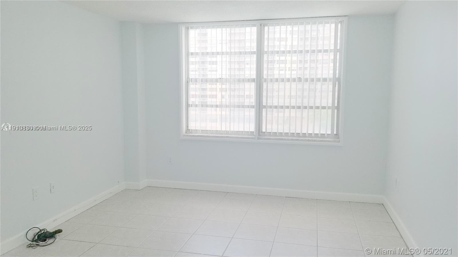 COMMODORE PLAZA CONDO · #608 in Aventura - Photo 11