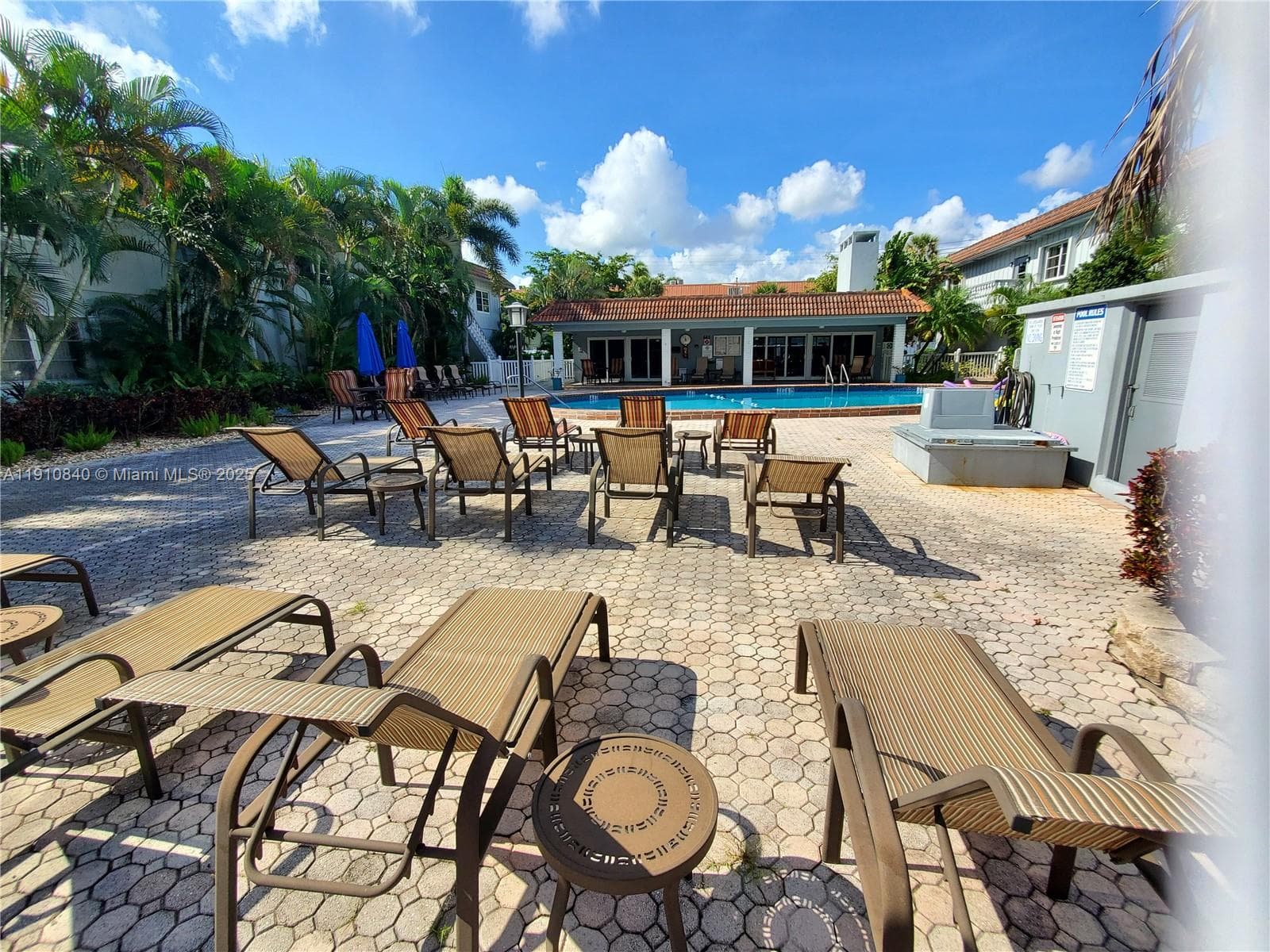 Oakland Grove Village · #103A in Oakland Park - Photo 23