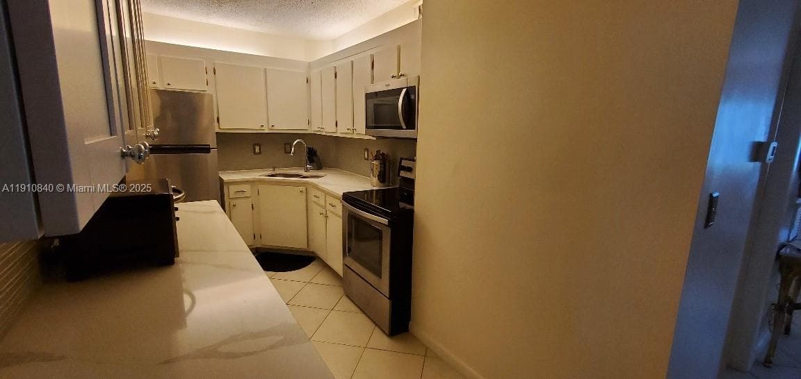 Oakland Grove Village · #103A in Oakland Park - Photo 10