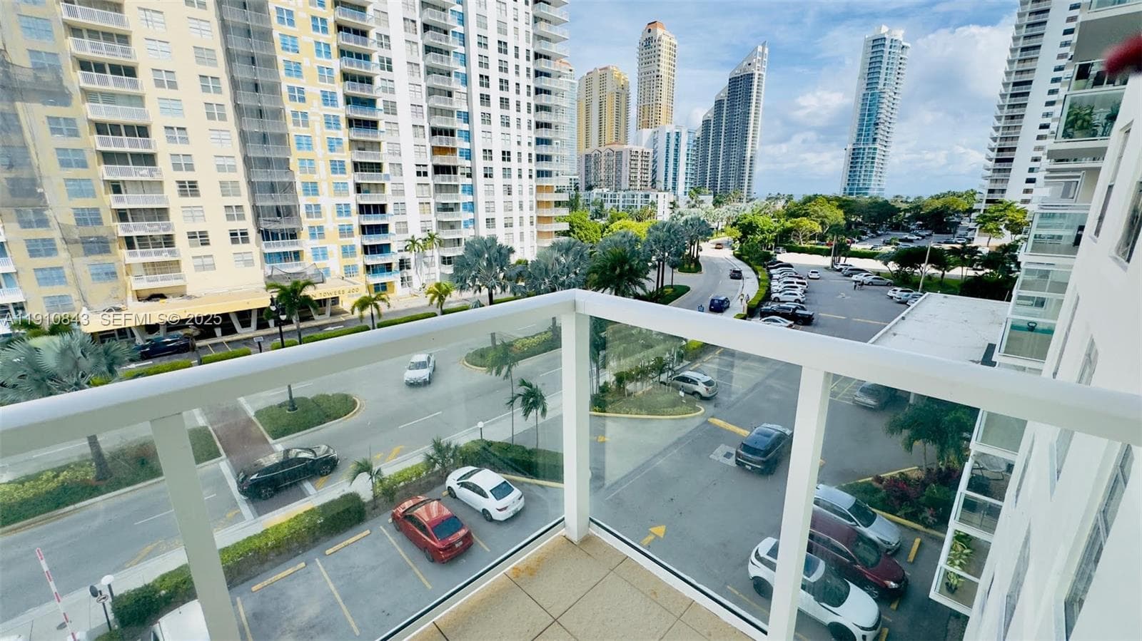 WINSTON TOWER 300 CONDO · #612 in Sunny Isles Beach - Photo 3