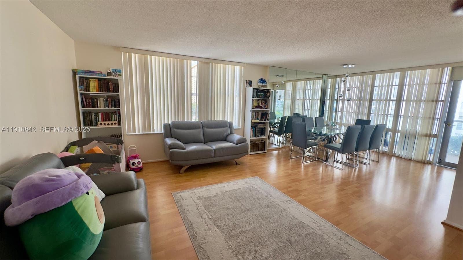WINSTON TOWER 300 CONDO · #612 in Sunny Isles Beach - Photo 5