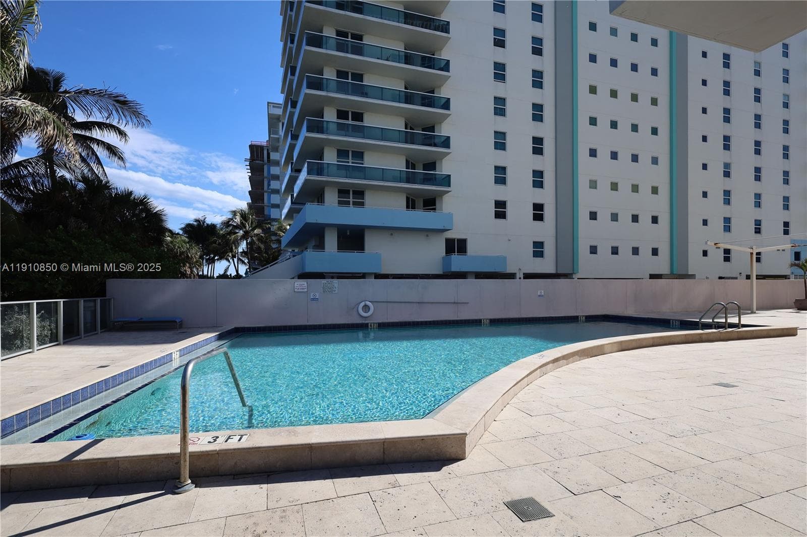 Four Winds · #Penthouse C in Surfside - Photo 9