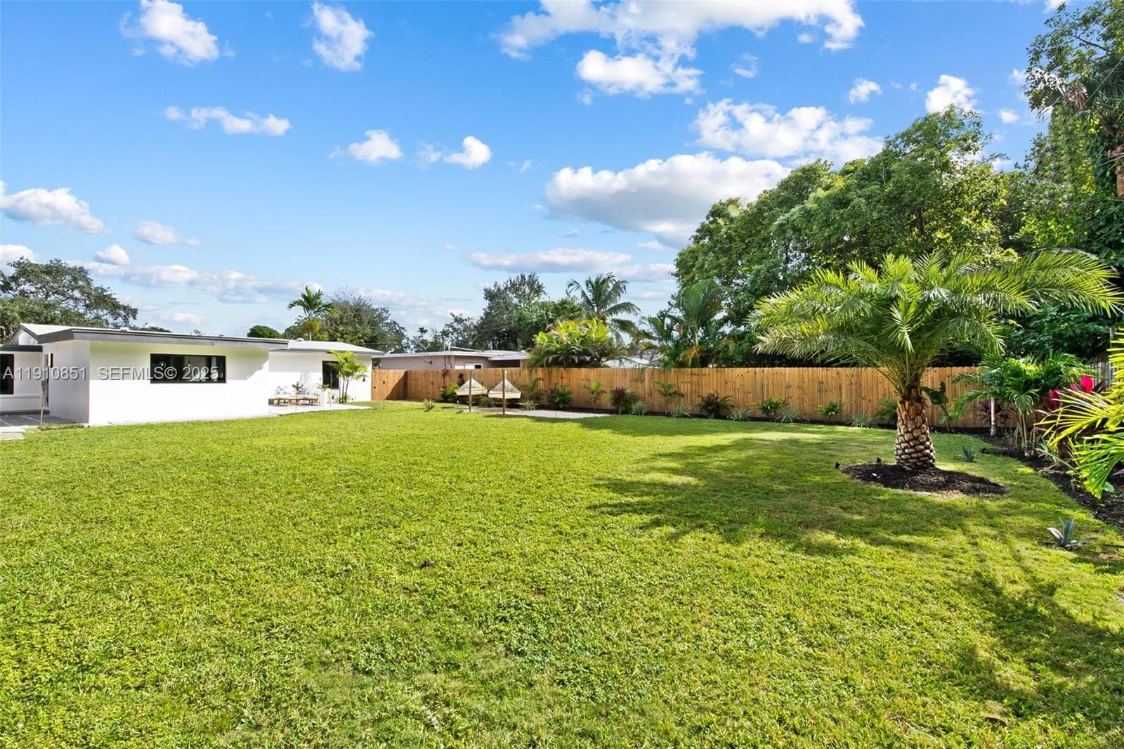 329 SW 18th Avenue photo 47