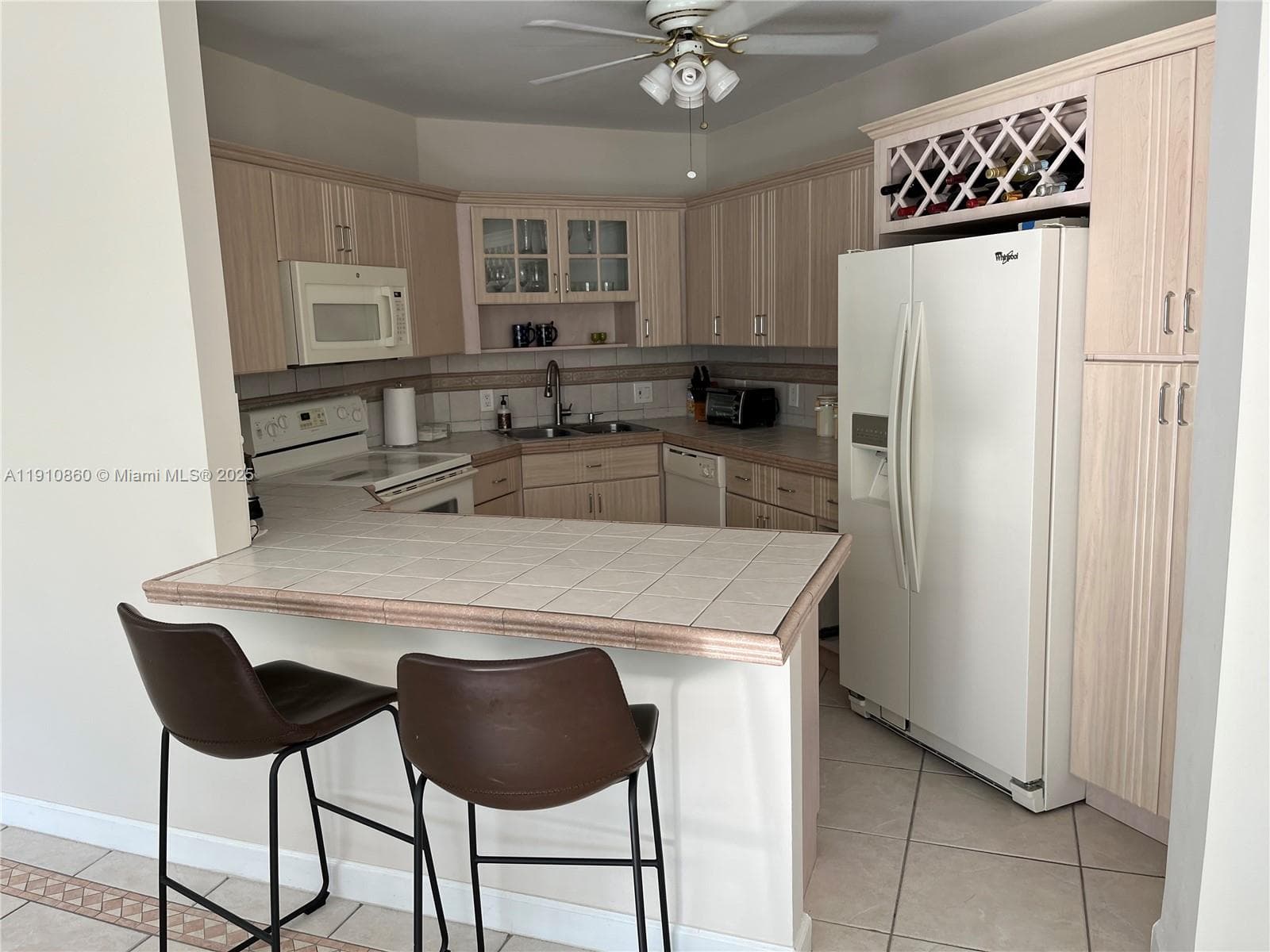 Seacoast 5151 · #214 in Miami Beach - Photo 5