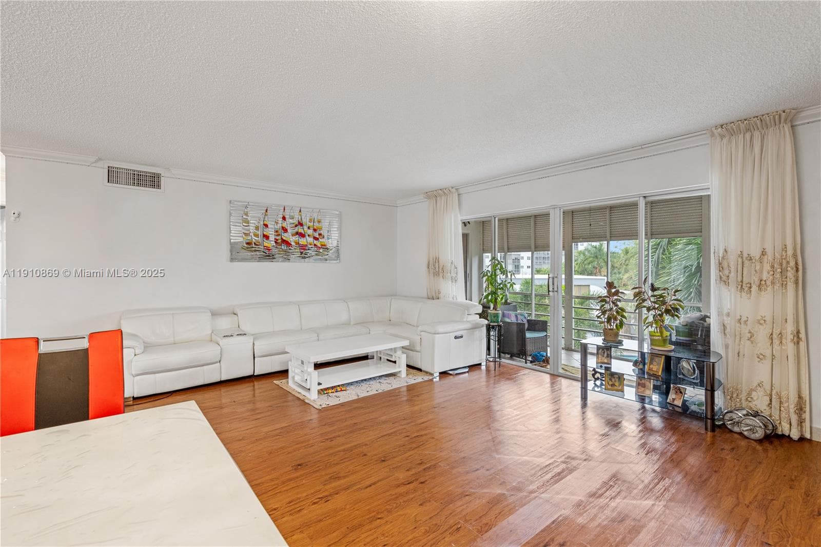 FAIRWAYS ROYALE CONDO · #409 in Hallandale Beach - Photo 11