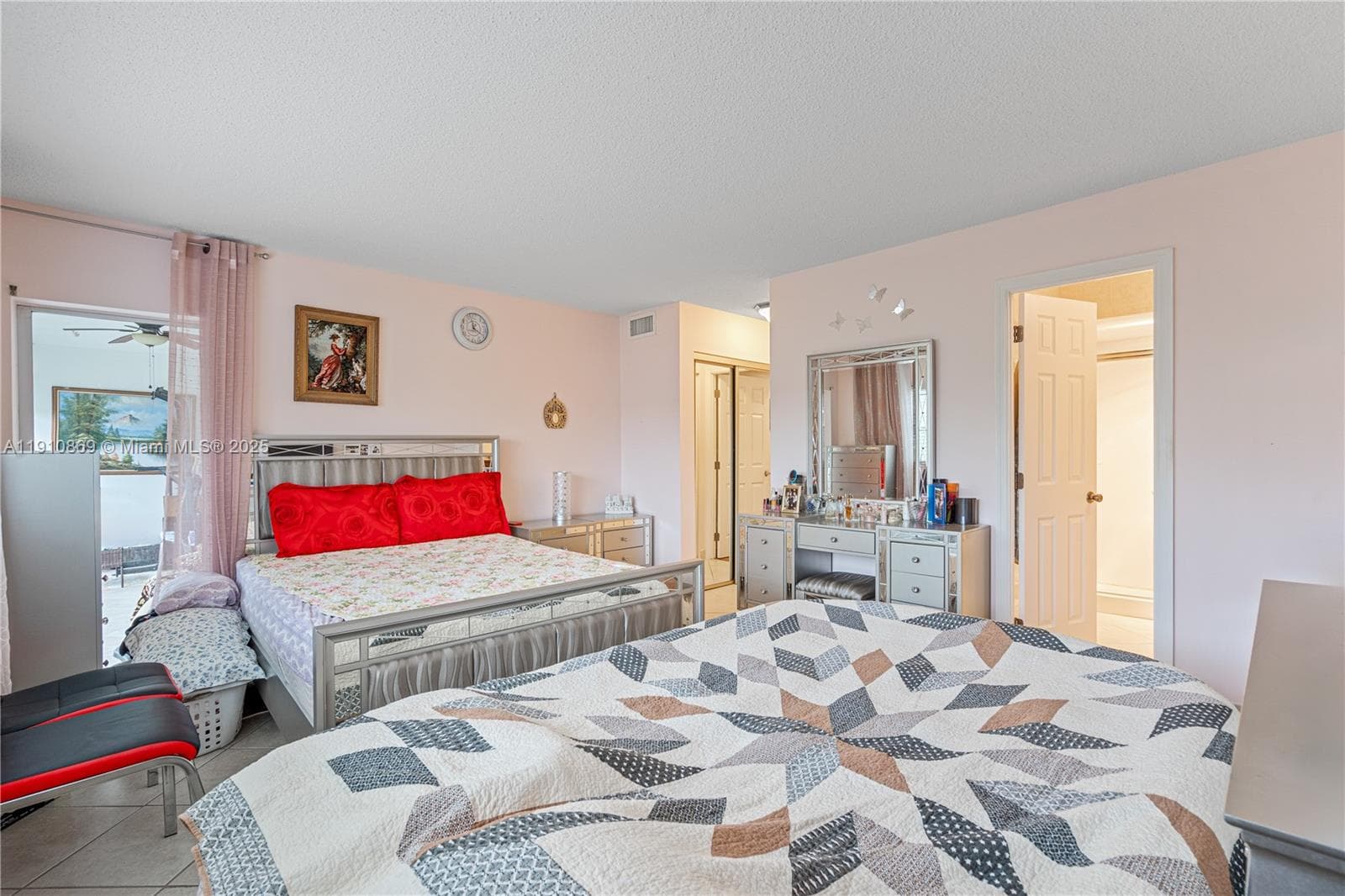 FAIRWAYS ROYALE CONDO · #409 in Hallandale Beach - Photo 21