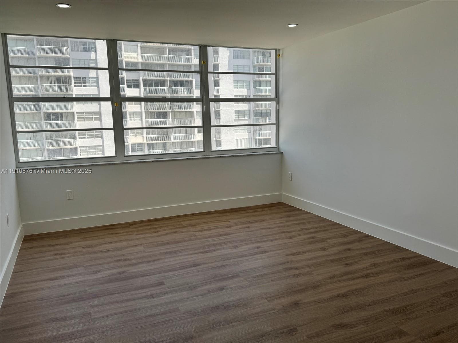 DEL PRADO MARINA · #1402 in Aventura - Photo 17