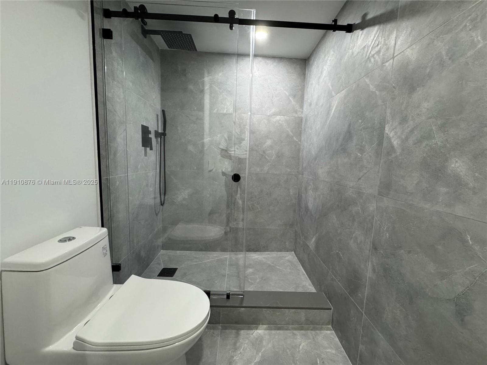 DEL PRADO MARINA · #1402 in Aventura - Photo 20