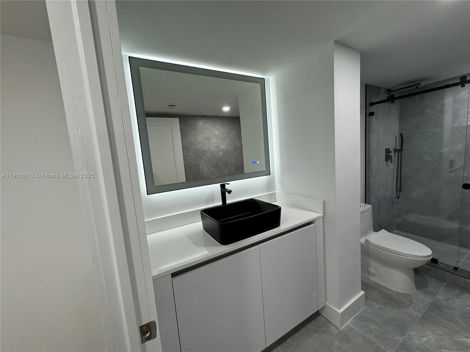 DEL PRADO MARINA · #1402 in Aventura - Photo 21
