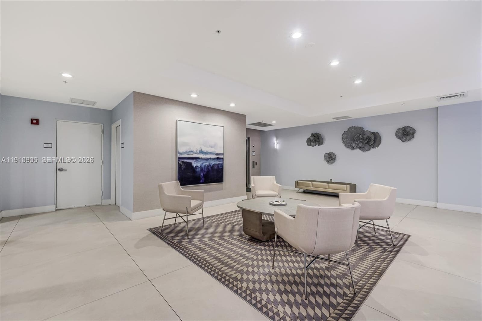 LUNA · #1001 in Pompano Beach - Photo 28