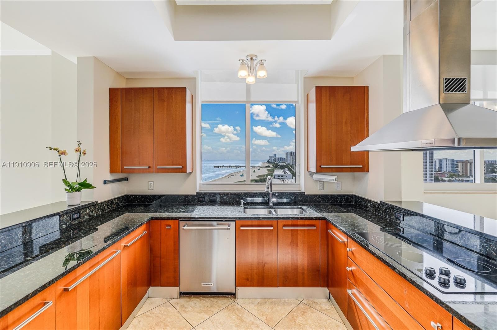 LUNA · #1001 in Pompano Beach - Photo 49