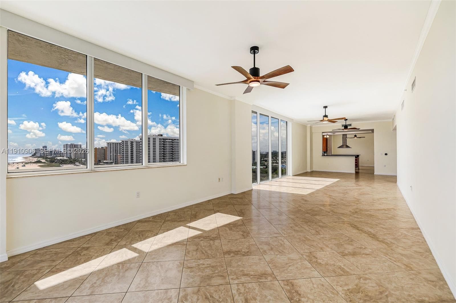 LUNA · #1001 in Pompano Beach - Photo 11