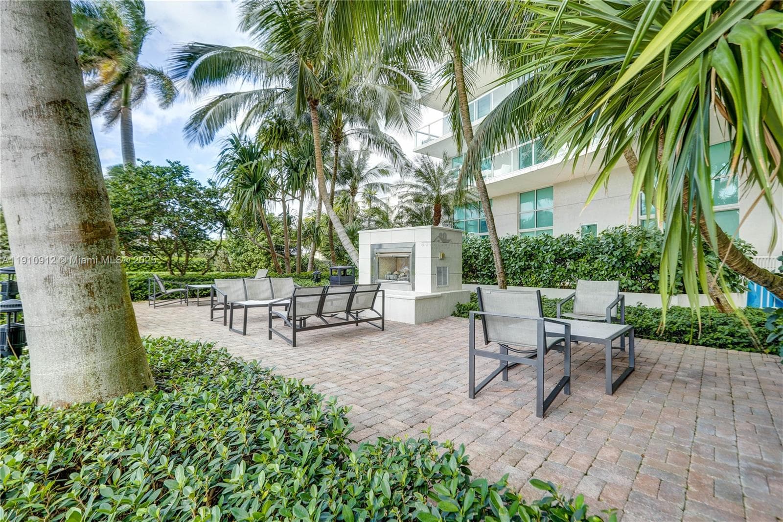 THE PLAZA AT OCEANSIDE · #1513 in Pompano Beach - Photo 37