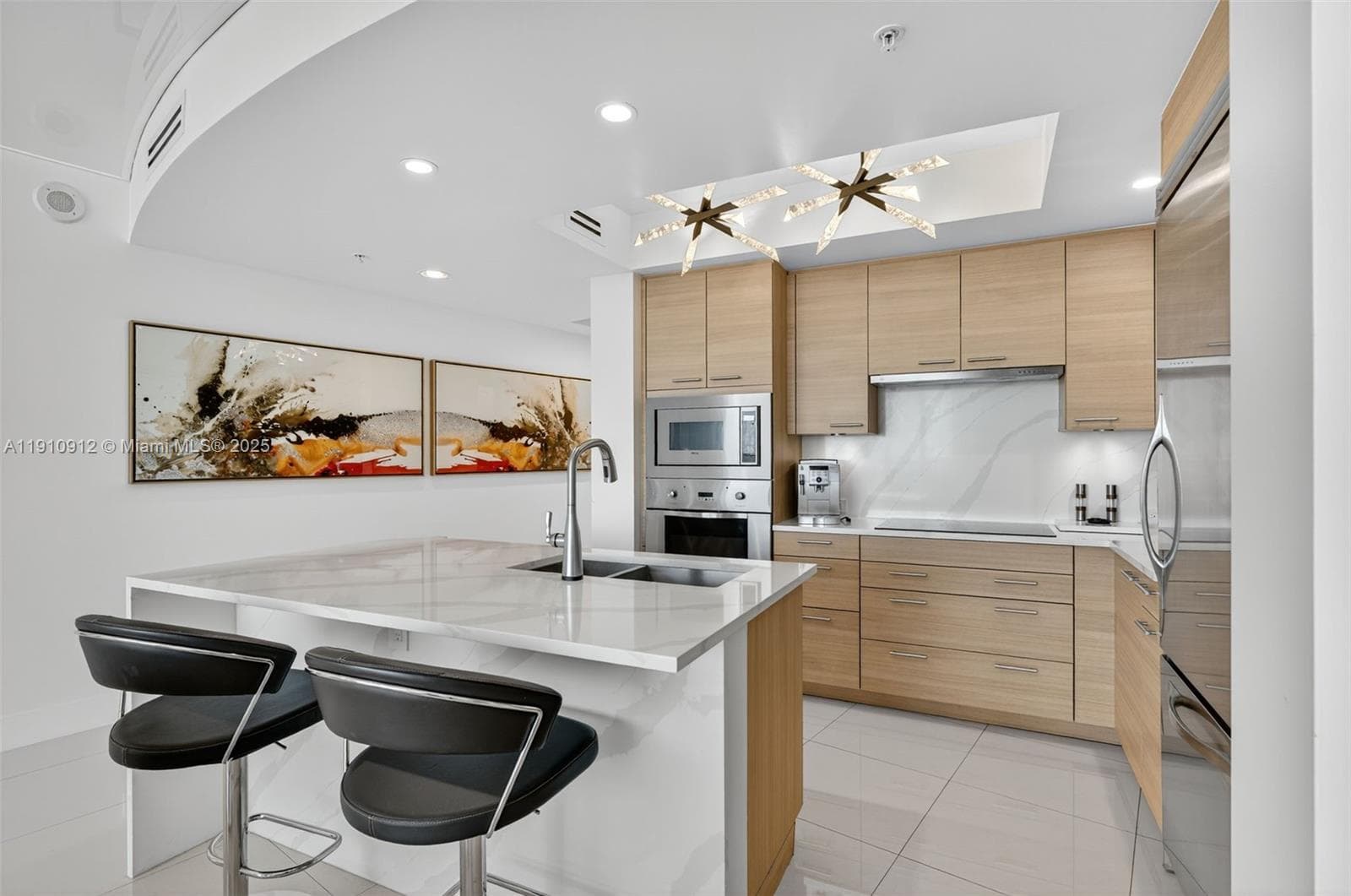 THE PLAZA AT OCEANSIDE · #1513 in Pompano Beach - Photo 4