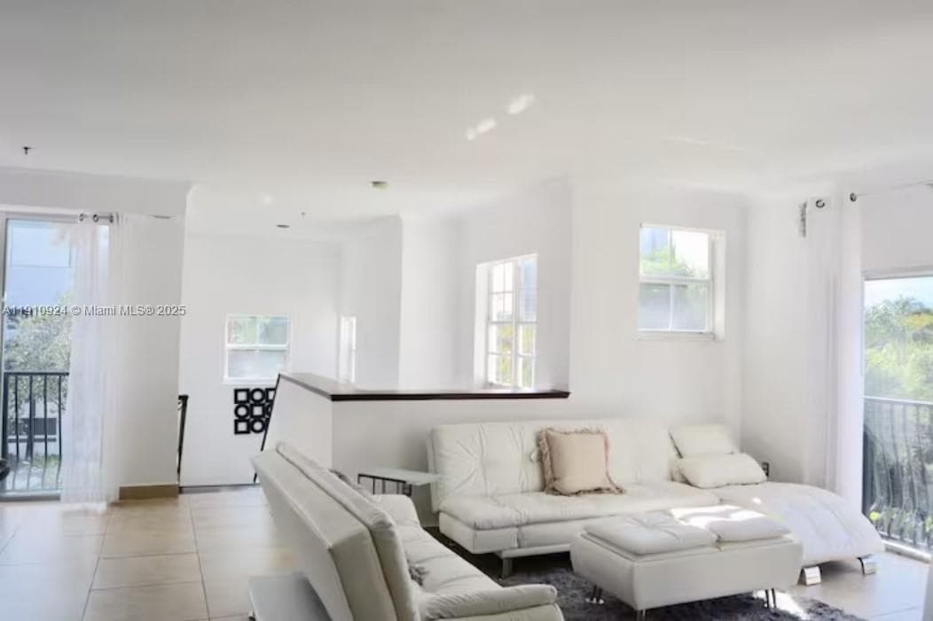 VILLAGE BY THE BAY · #9302 in Aventura - Photo 2
