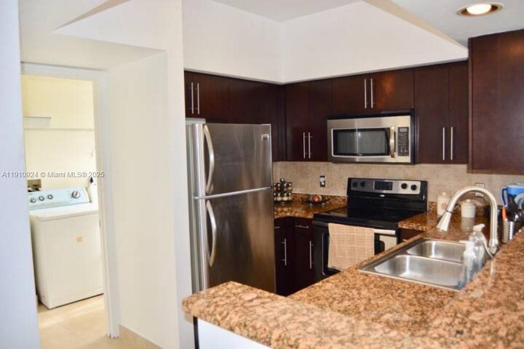 VILLAGE BY THE BAY · #9302 in Aventura - Photo 6
