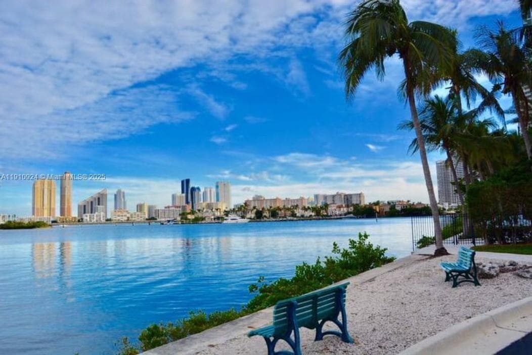 VILLAGE BY THE BAY · #9302 in Aventura - Photo 17