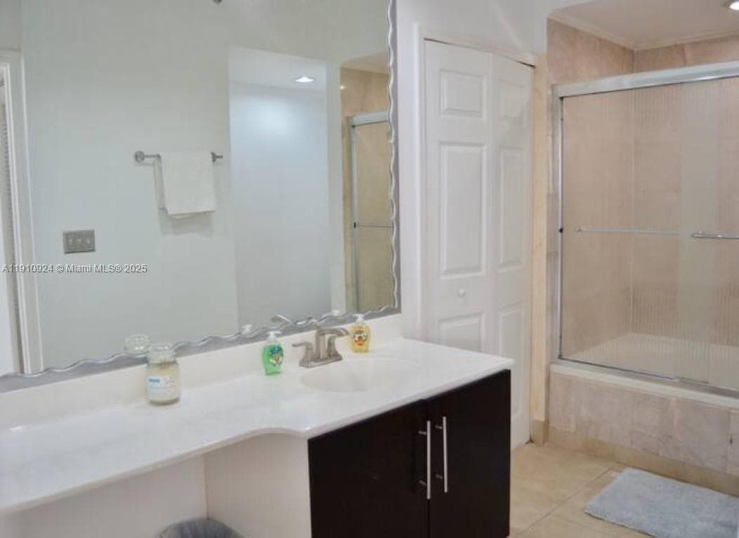 VILLAGE BY THE BAY · #9302 in Aventura - Photo 10