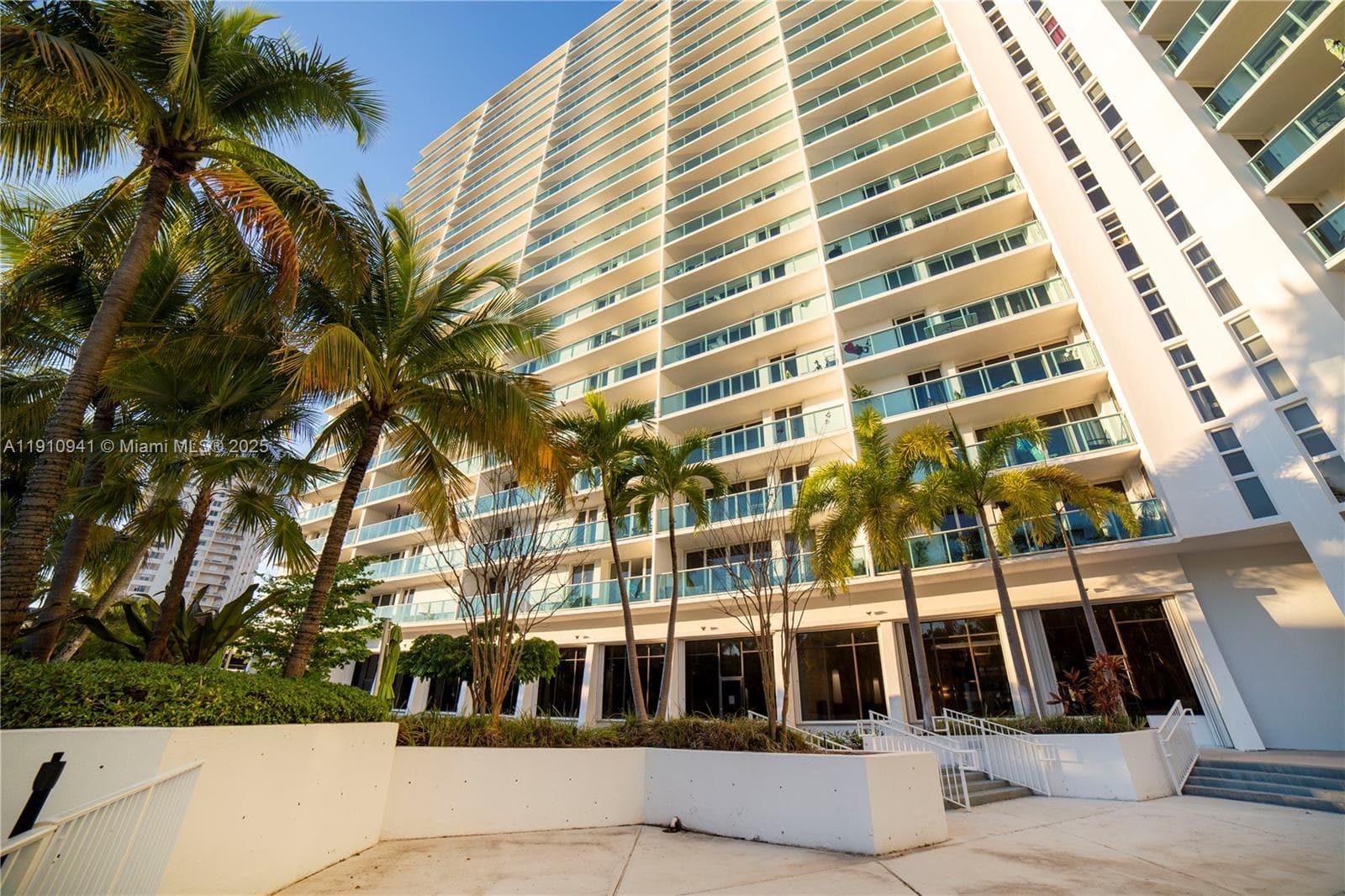 ARLEN HOUSE EAST CONDO · #325 in Sunny Isles Beach - Photo 63