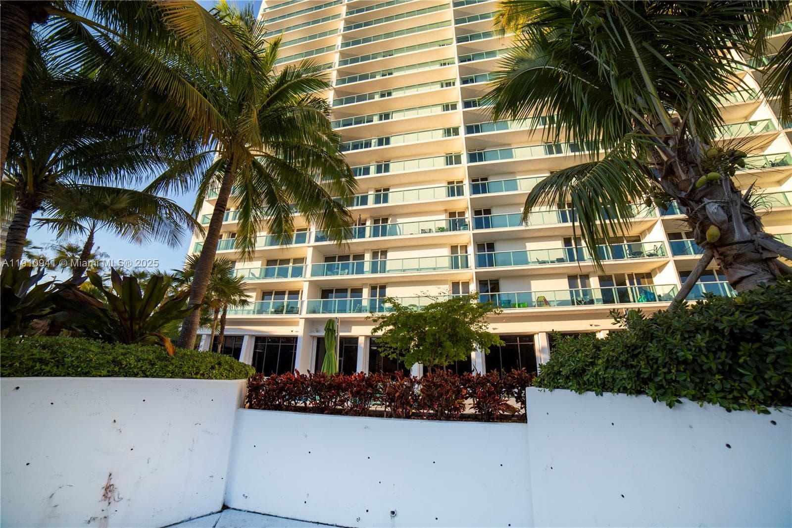 ARLEN HOUSE EAST CONDO · #325 in Sunny Isles Beach - Photo 65