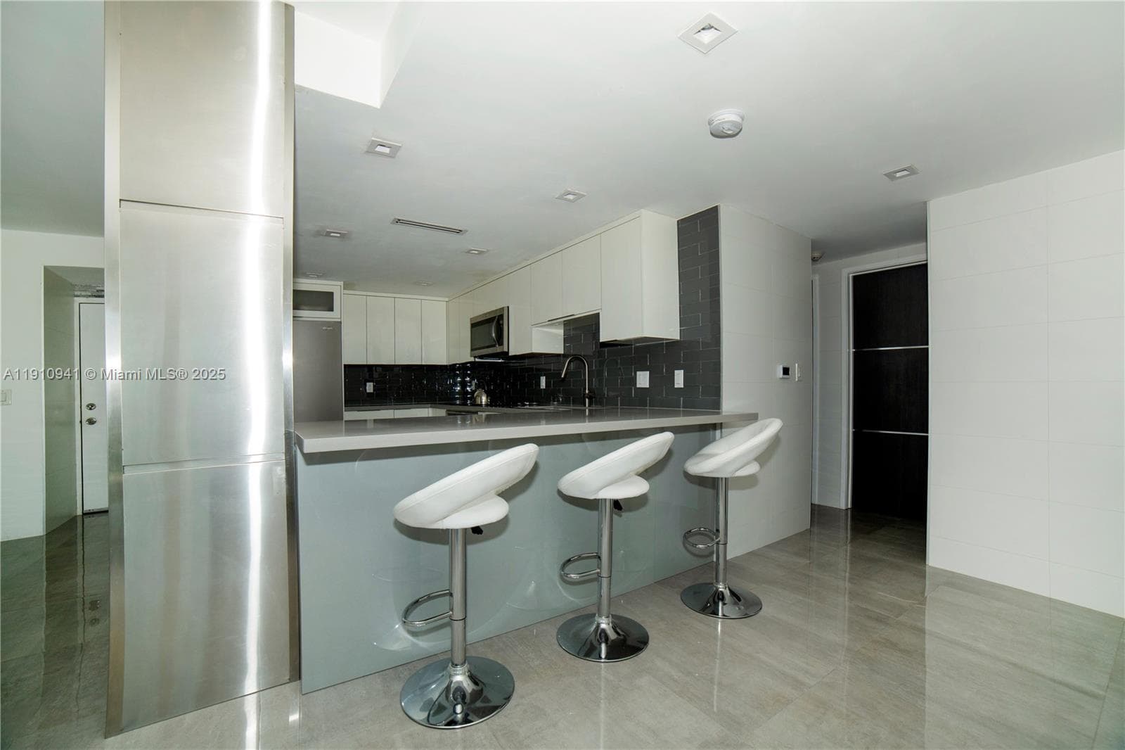 ARLEN HOUSE EAST CONDO · #325 in Sunny Isles Beach - Photo 10