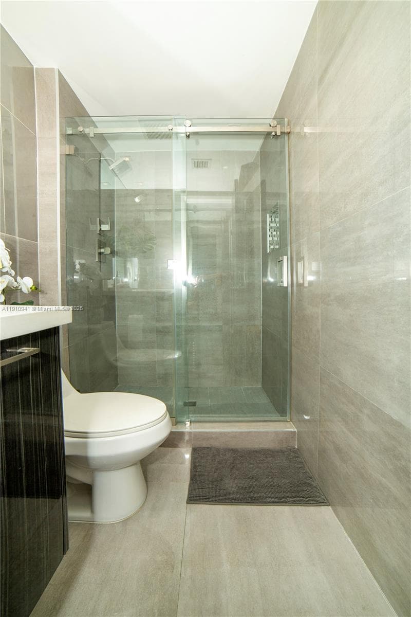 ARLEN HOUSE EAST CONDO · #325 in Sunny Isles Beach - Photo 37